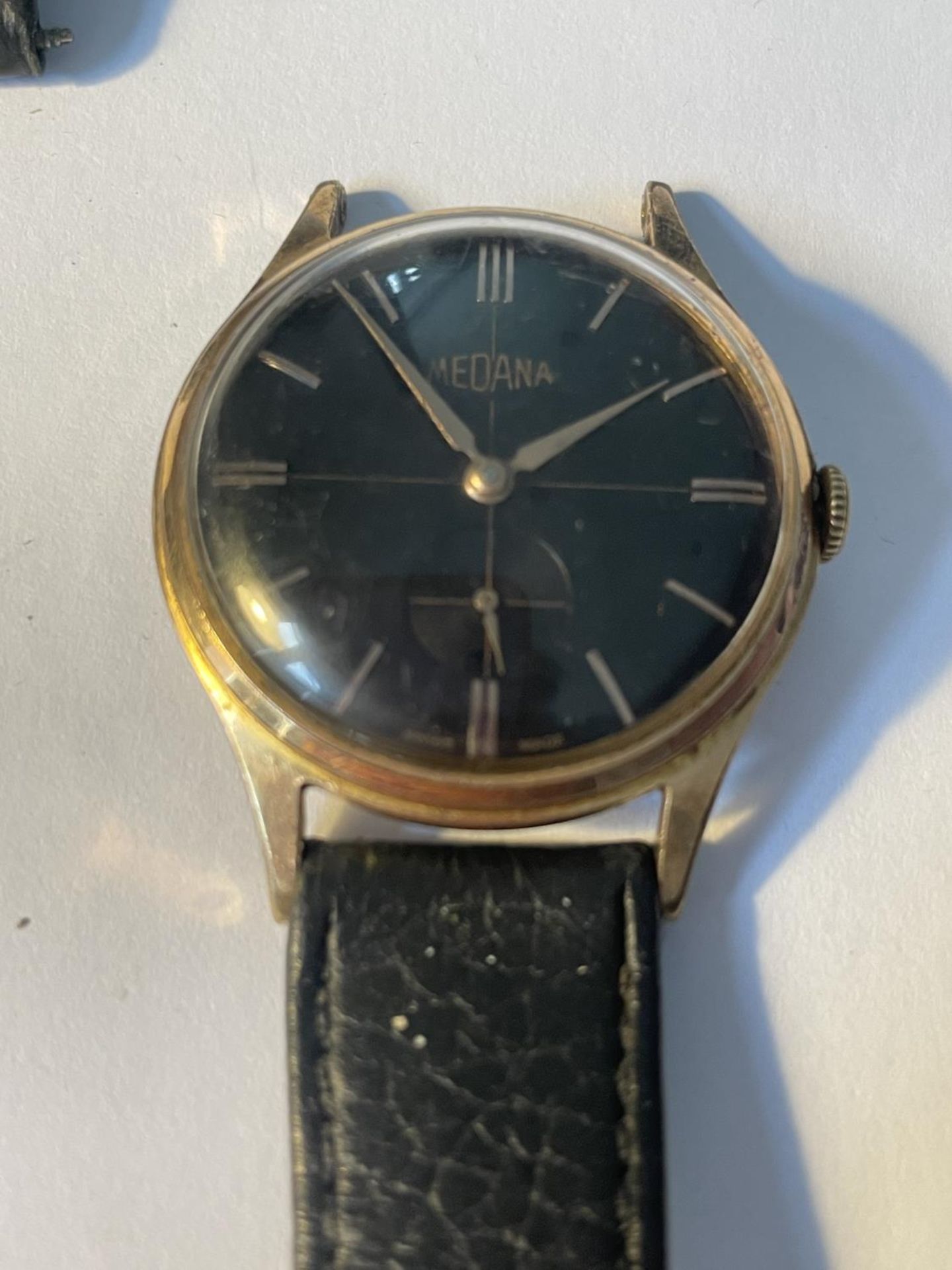 A VINTAGE MEDANA WRIST WATCH - Image 2 of 3