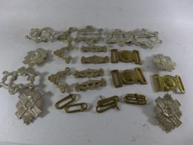 A COLLECTION OF GORDON HIGHLANDERS BADGES ETC, COMPRISING FOUR GORDON HIGHLANDERS 92ND FOOT CROSS