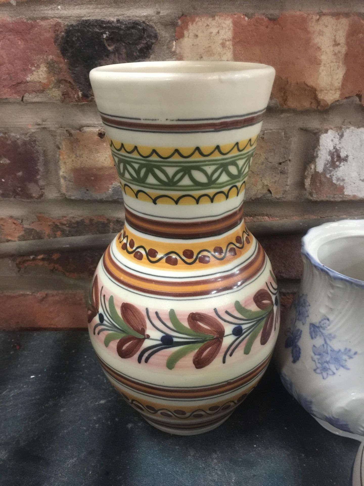 A COLLECTION OF CERAMICS, EUROPEAN POTTERY FLORAL DESIGN VASES ETC - Image 2 of 8