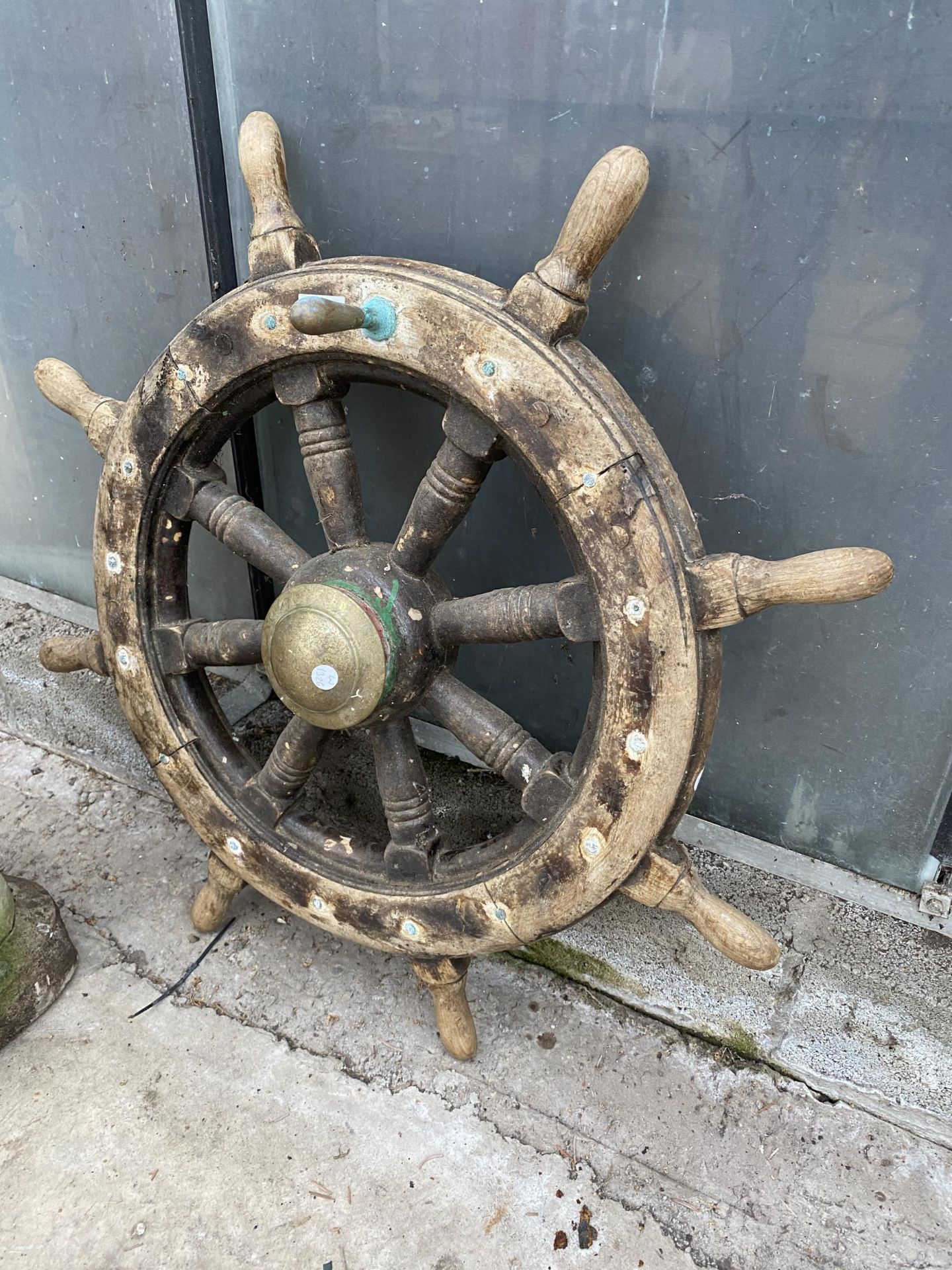 A VINTAGE WOODEN SHIPS WHEEL (D:77CM)