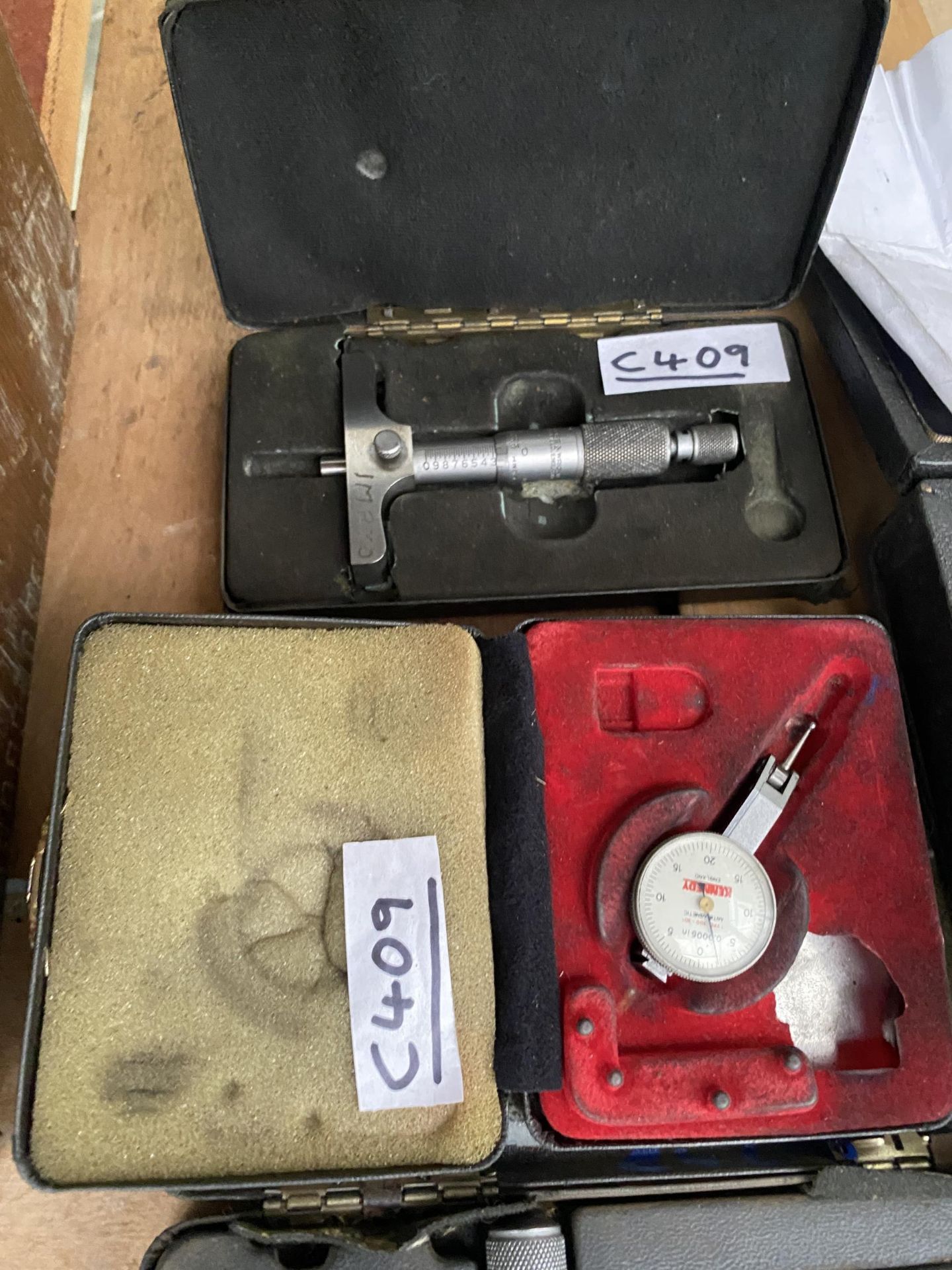 AN ASSORTMENT OF ENGINEERS TOOLS TO INCLUDE TWO MOORE & WRIGHT DEPTH MICROMETERS AND - Image 2 of 3