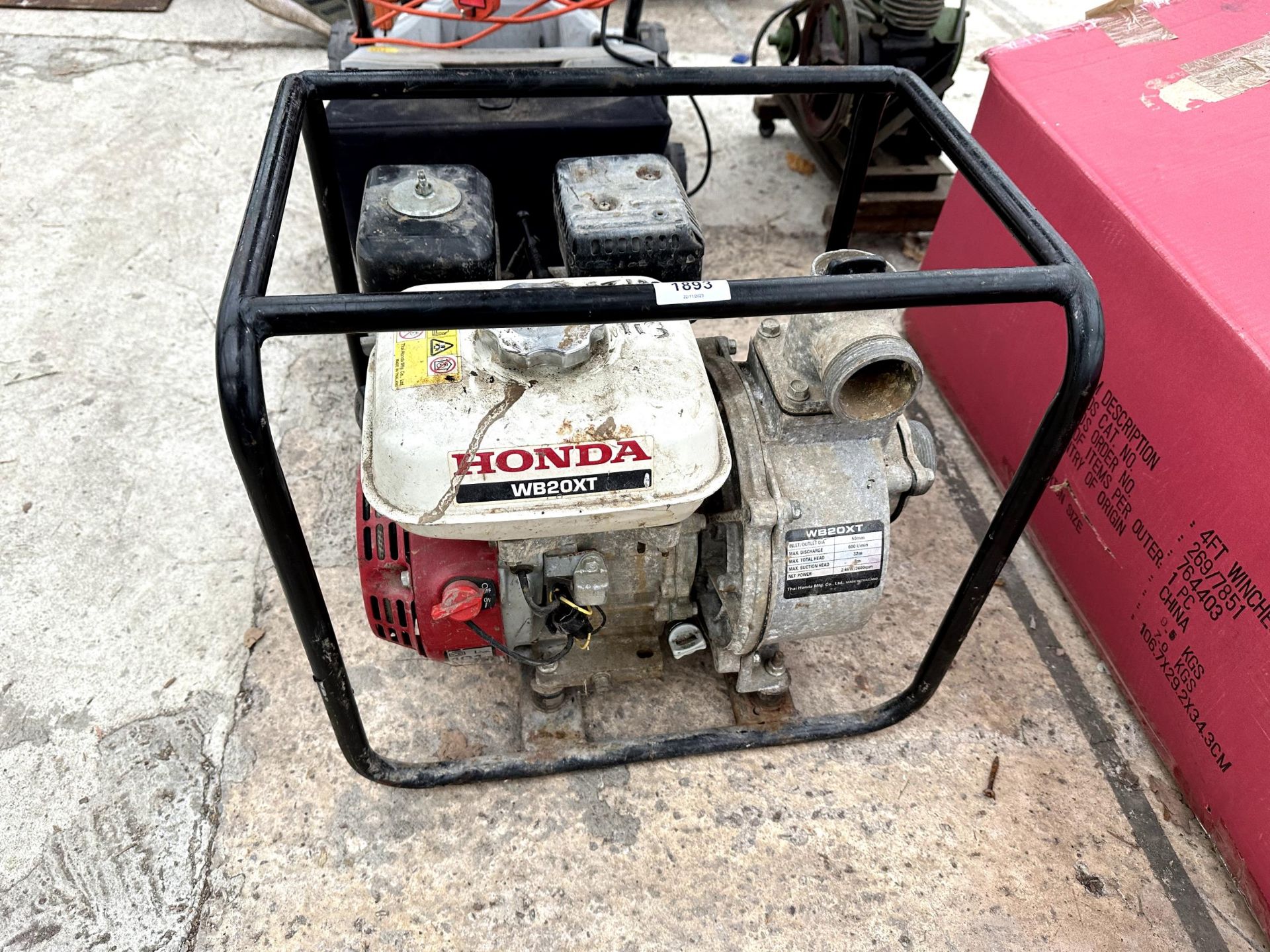 A HONDA WB20XT PETROL GENERATOR