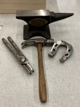 A MINIATURE BLACKSMITH'S, SALESMAN'S SAMPLE TOOL SET TO INCLUDE A CAST ANVIL WITH THE MAKERS NAME,