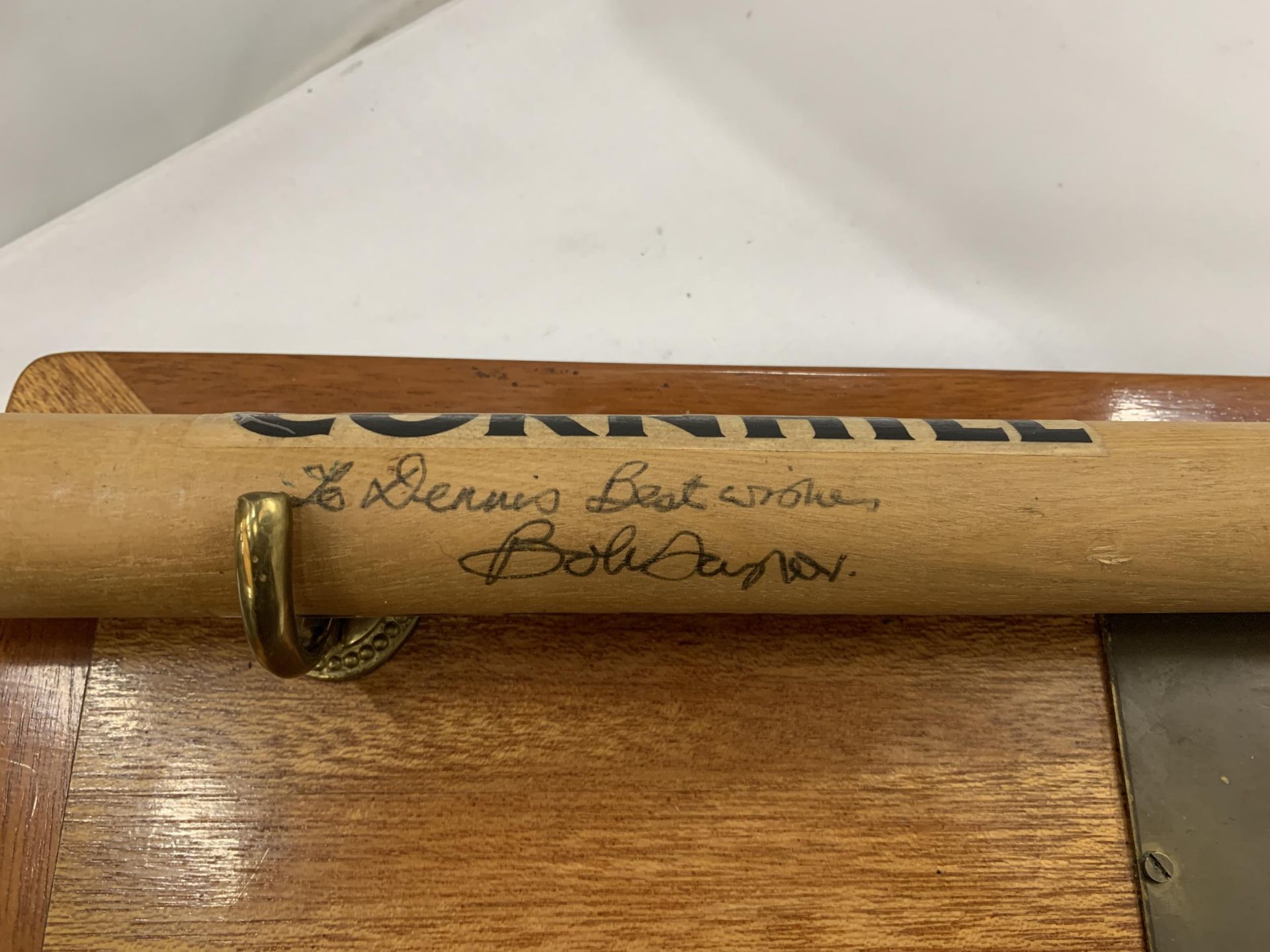 A 1992 SIGNED CRICKET STUMP FROM ENGLAND VS PAKISTAN FIRST TEST AT EDGEBASTON WITH BRASS - Image 3 of 3