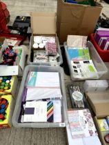 A LARGE ASSORTMENT OF CRAFTING ITEMS TO INCLUDE CARDS AND PAPERS ETC