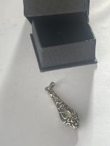 A BOXED SILVER PENDANT, CHESTER HALLMARKS