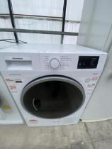 A WHITE BLOMBERG 8KG CONDENSER DRYER