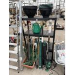 AN ASSORTMENT OF GARDEN ITEMS TO INCLUDE HANGING BASKETS AND PLANT STANDS ETC