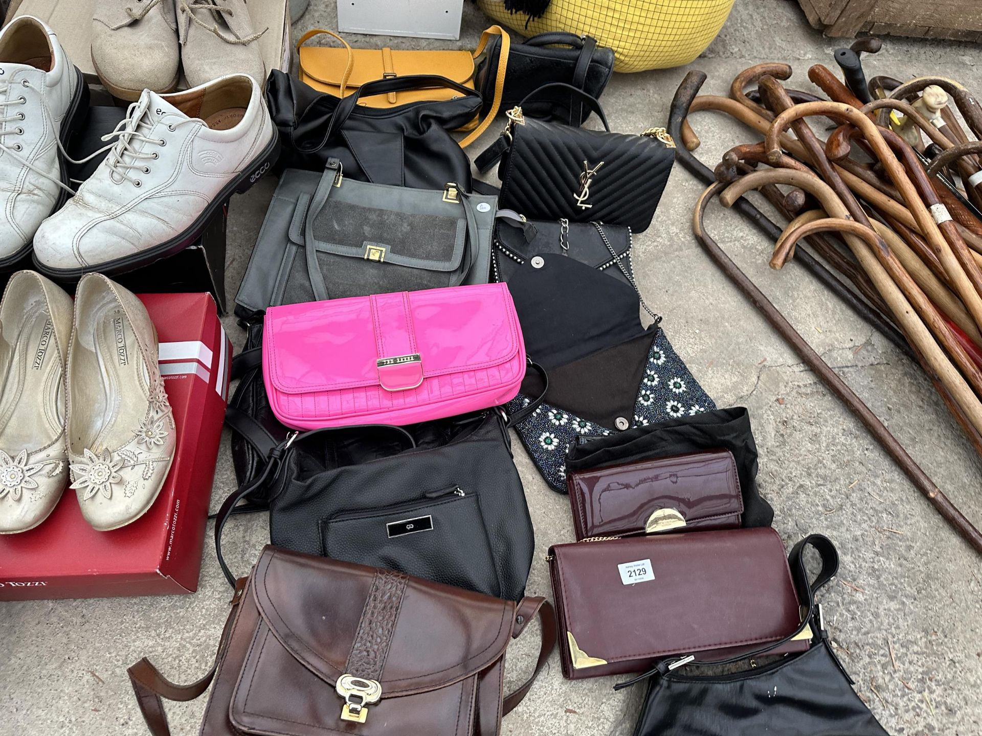 AN ASSORTMENT OF LADIES HANDBAGS AND SHOES - Image 2 of 3