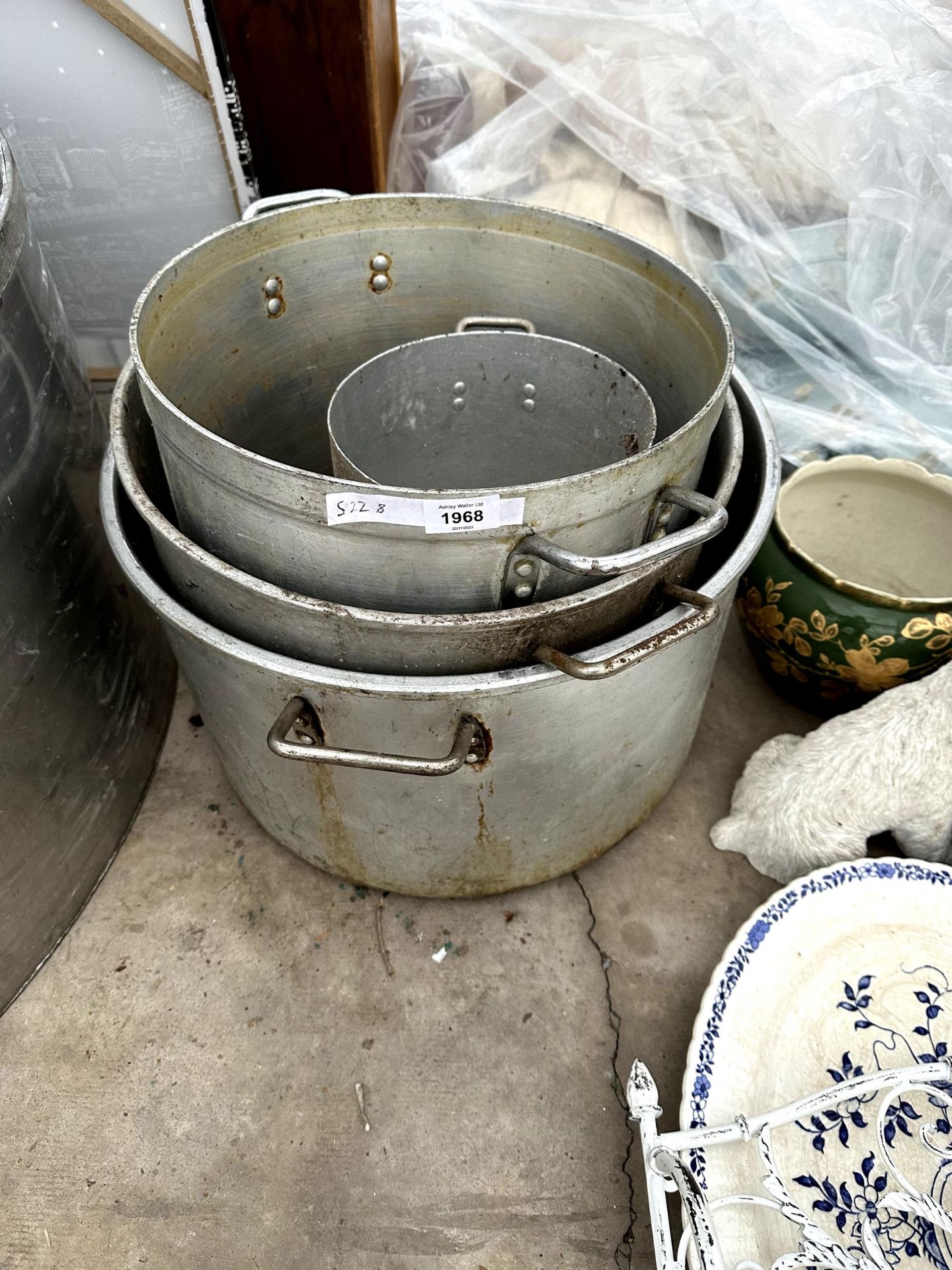 FOUR VARIOUS ALUMINIUM COOKING POTS