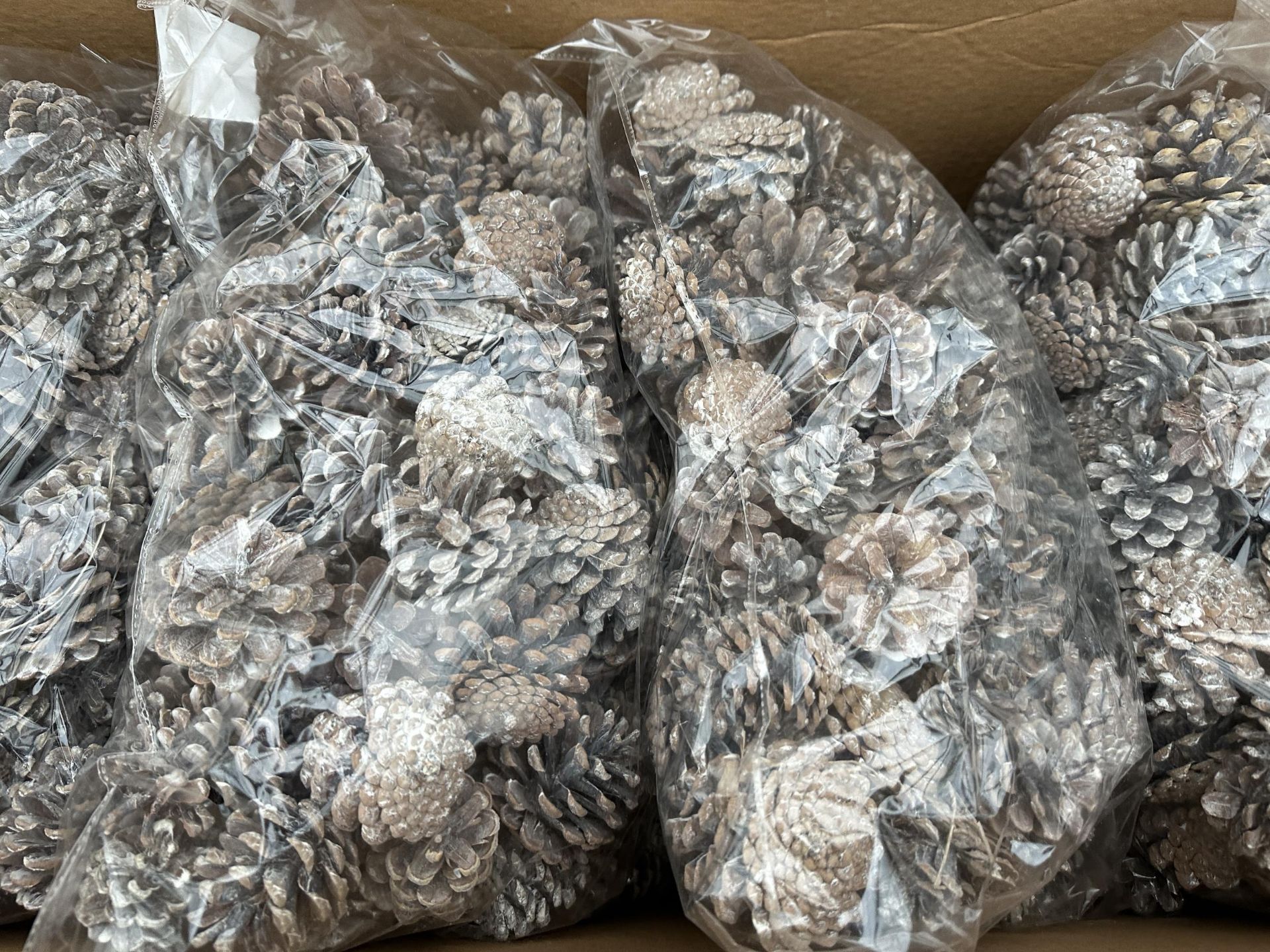 A LARGE QUANTITY OF NEW AND BOXED WHITE TIPPED PINE CONES *PLEASE NOTE VAT TO BE ADDED TO THIS LOT* - Image 2 of 2