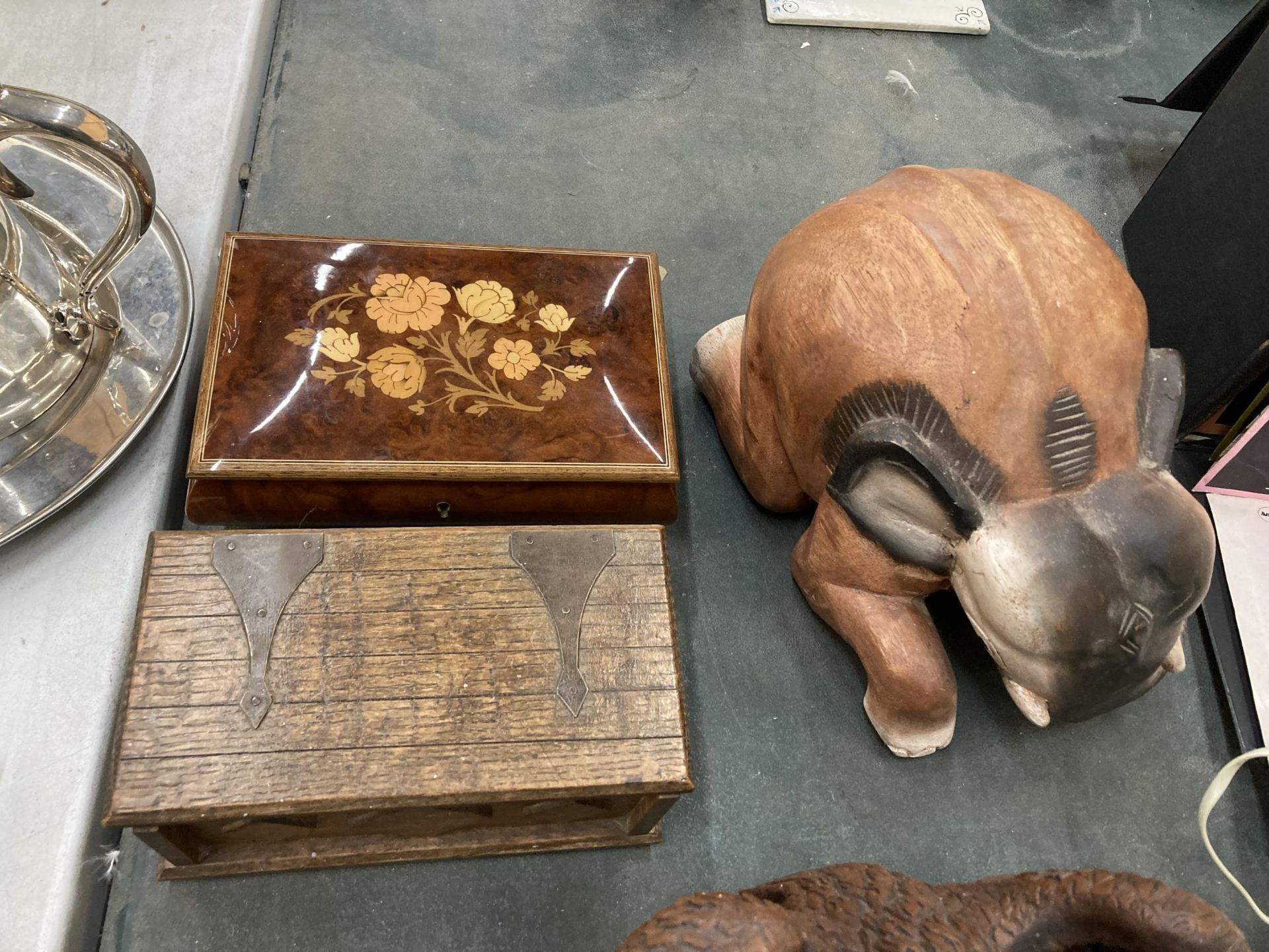 A COLLECTION OF WOODEN WARES,ROCKING PIG FIGURE, INLAID BOX, EAGLE FIGURE - Image 4 of 4