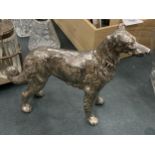 A SILVER PLATED FIGURE OF A HUNTING DOG, HEIGHT 14CM