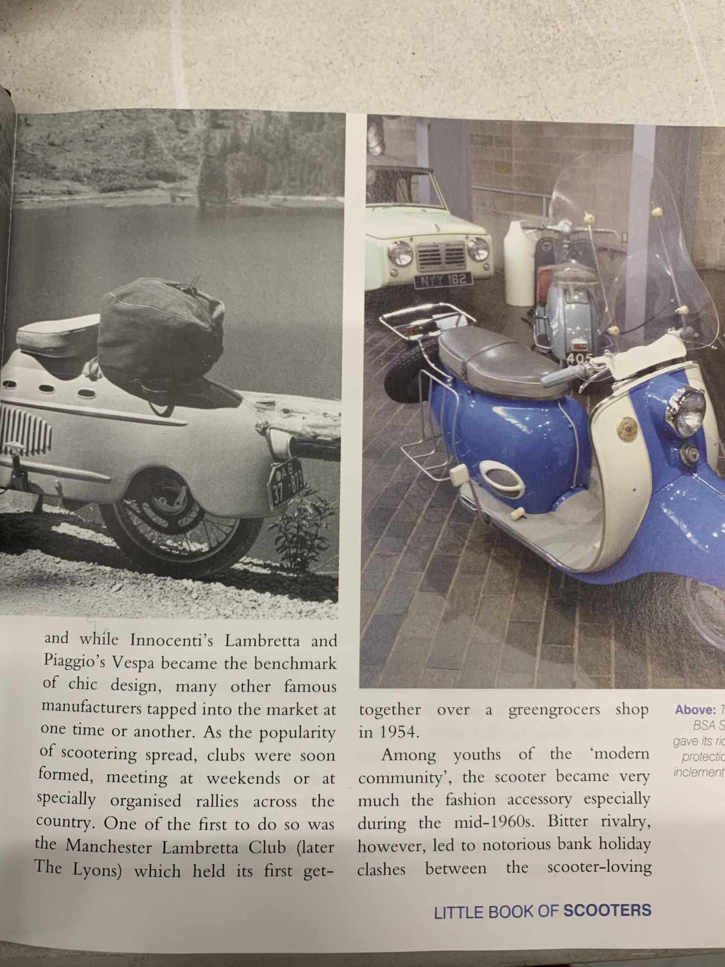 AN ITALIAN TIN PLATE SCOOTER WITH A COLOUR BOOK OF SCOOTERS - Image 3 of 5