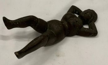 A VINTAGE METAL NUDE WOMAN MODEL