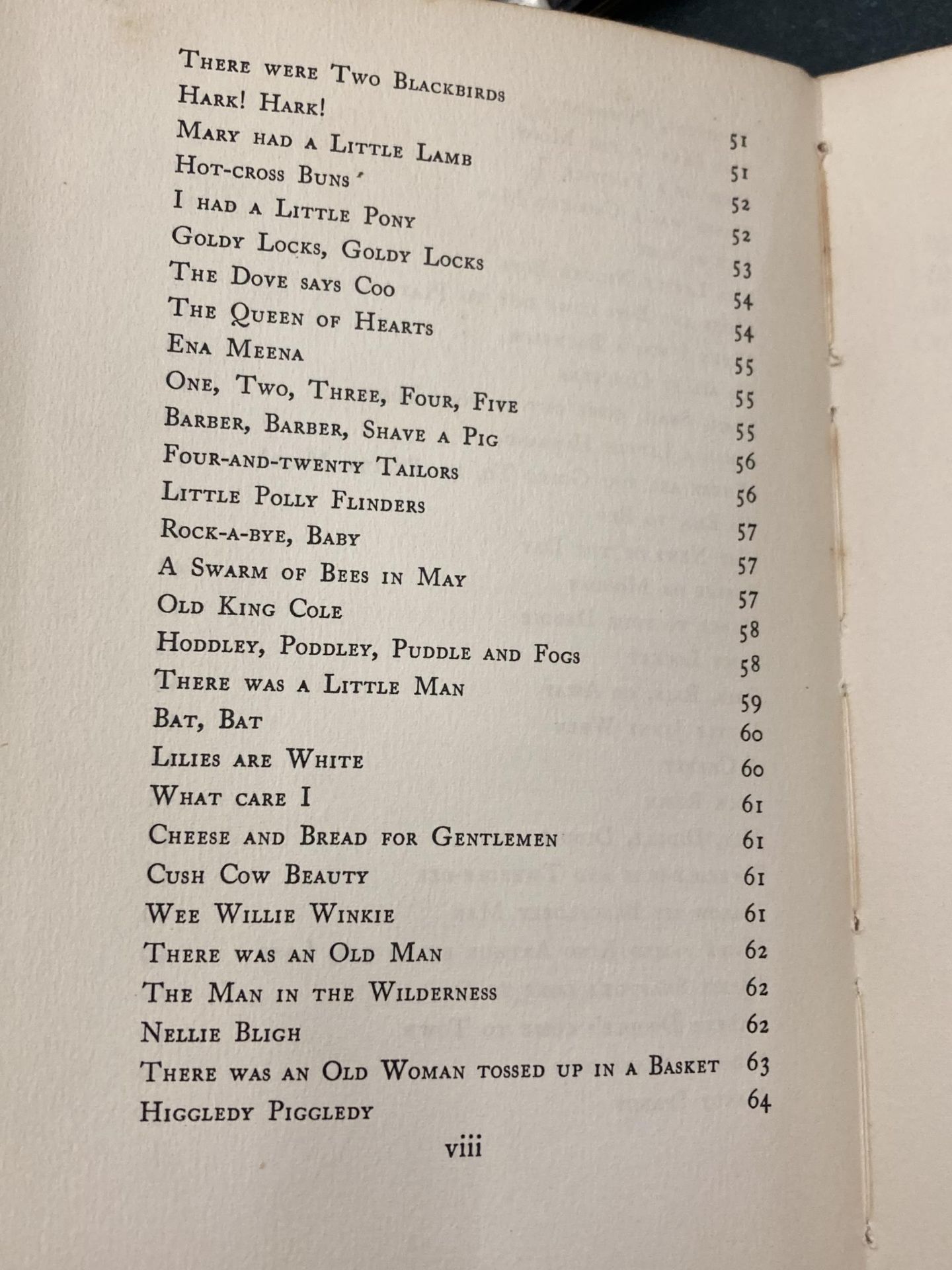 A 1939 FIRST EDITION ZODIAC BOOKS 'NURSERY RHYMES' - Image 6 of 6