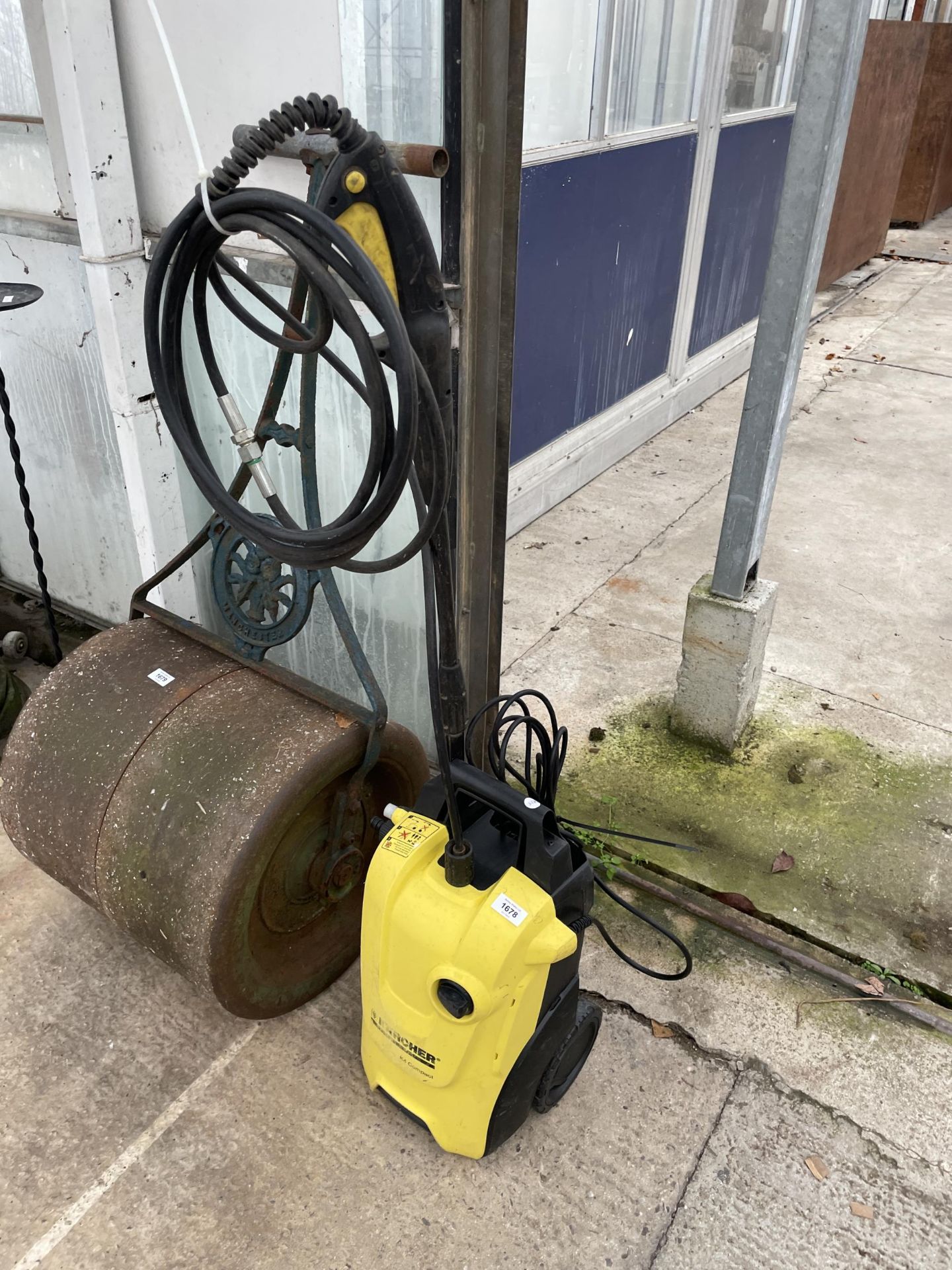 A KARCHER K4 COMPACT ELECTRIC PRESSURE WASHER