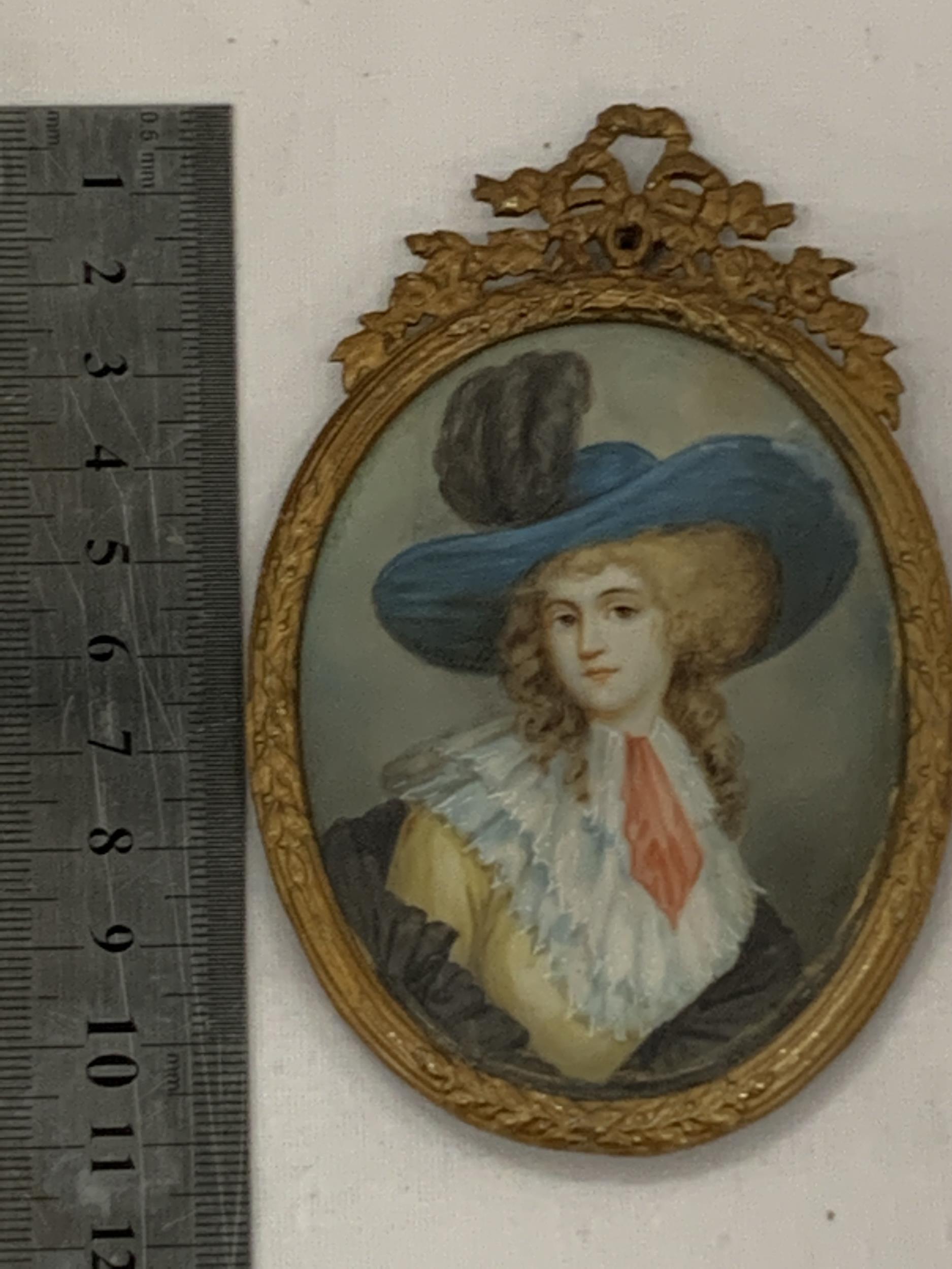 AN ANTIQUE (APPROX 1870) GILT FRAMED PORTRAIT MINIATURE OF A LADY, LABEL TO REVERSE, LENGTH 11CM - Image 5 of 5