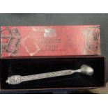 A NORWEGISN KONGE TINN CANDLE SNUFFER, BOXED