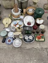 AN ASSORTMENT OF CERAMICS TO INCLUDE CUPS, PLATES AND BOWLS ETC