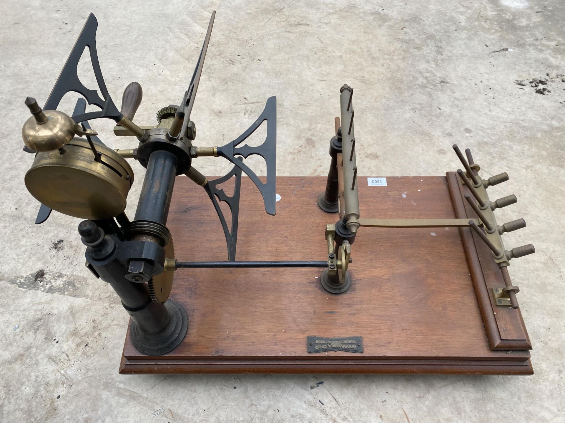 A VINTAGE INDUSTRIAL SCRATCH BUILT YARN SPINNING MACHINE BEARING THE NAME GOODBRAND & CO LTD - Image 8 of 8