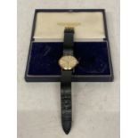 A VINTAGE LONGINES GENTLEMAN'S WRIST WATCH WITH 9 CARAT GOLD CASE, GOLD DIAL AND ORIGINAL CASE