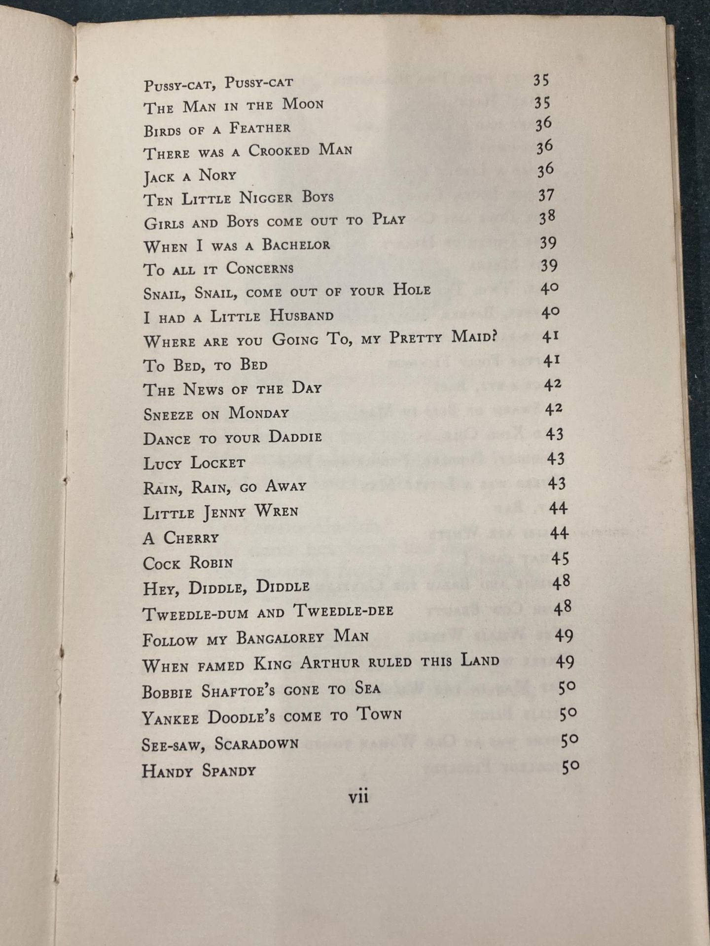 A 1939 FIRST EDITION ZODIAC BOOKS 'NURSERY RHYMES' - Image 5 of 6