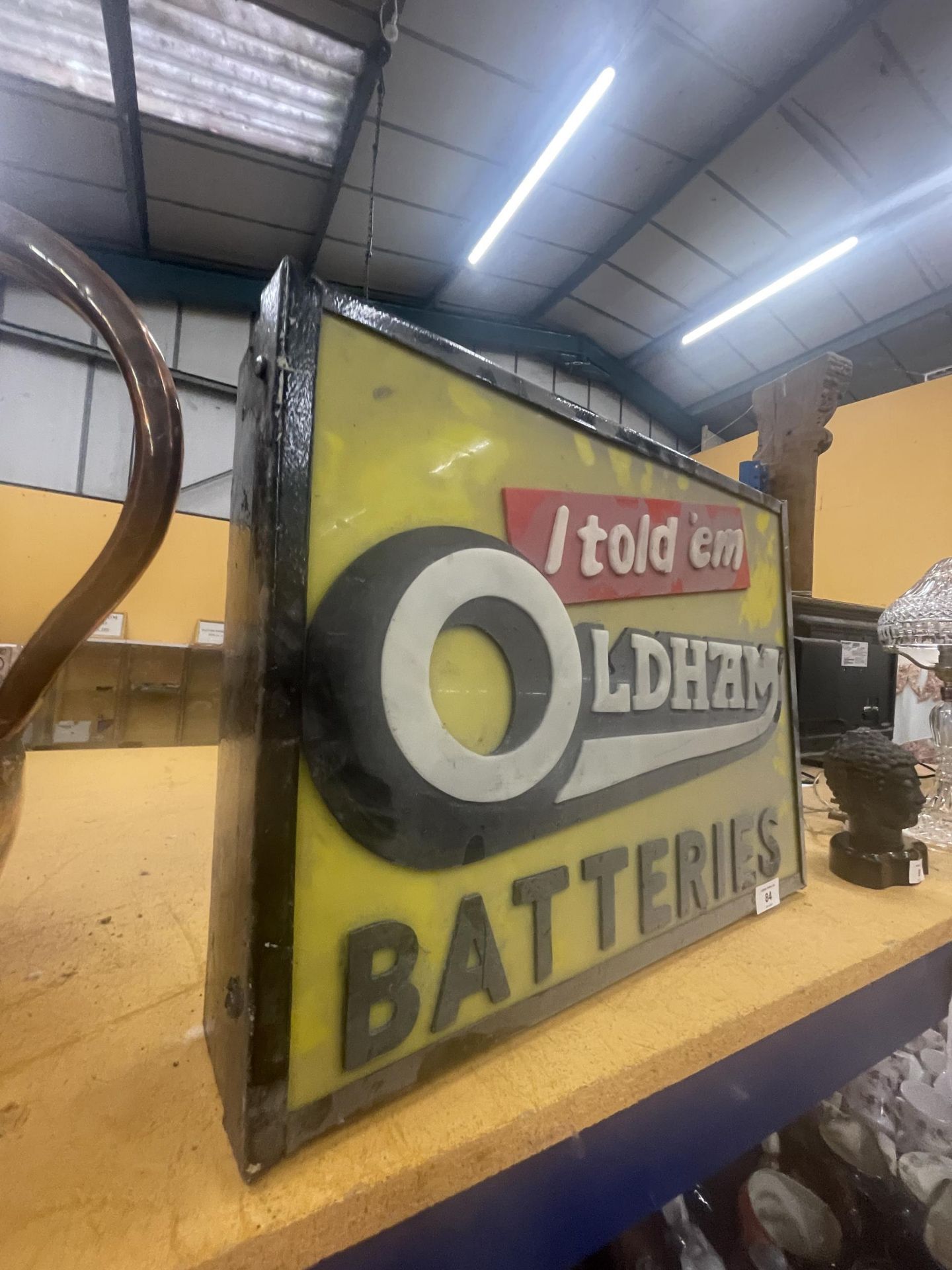 AN OLDHAM BATTERIES 'I TOLD 'EM' ILLUMINATED BOX SIGN - Image 3 of 3