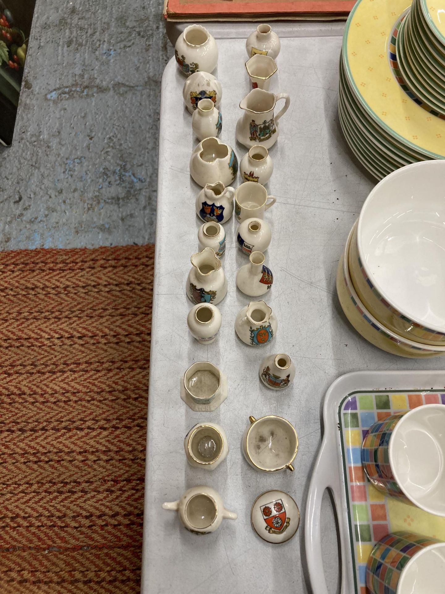 A COLLECTION OF CRESTED WARE CHINA