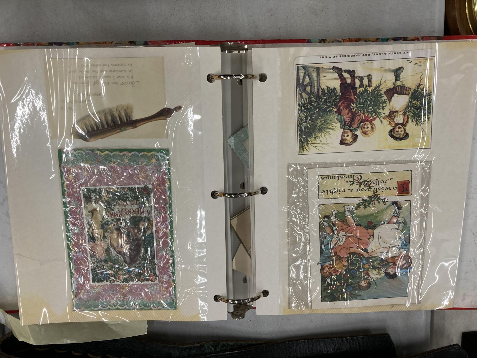 A VINTAGE POSTCARD ALBUM WITH ASSORTED CARDS - Bild 3 aus 3