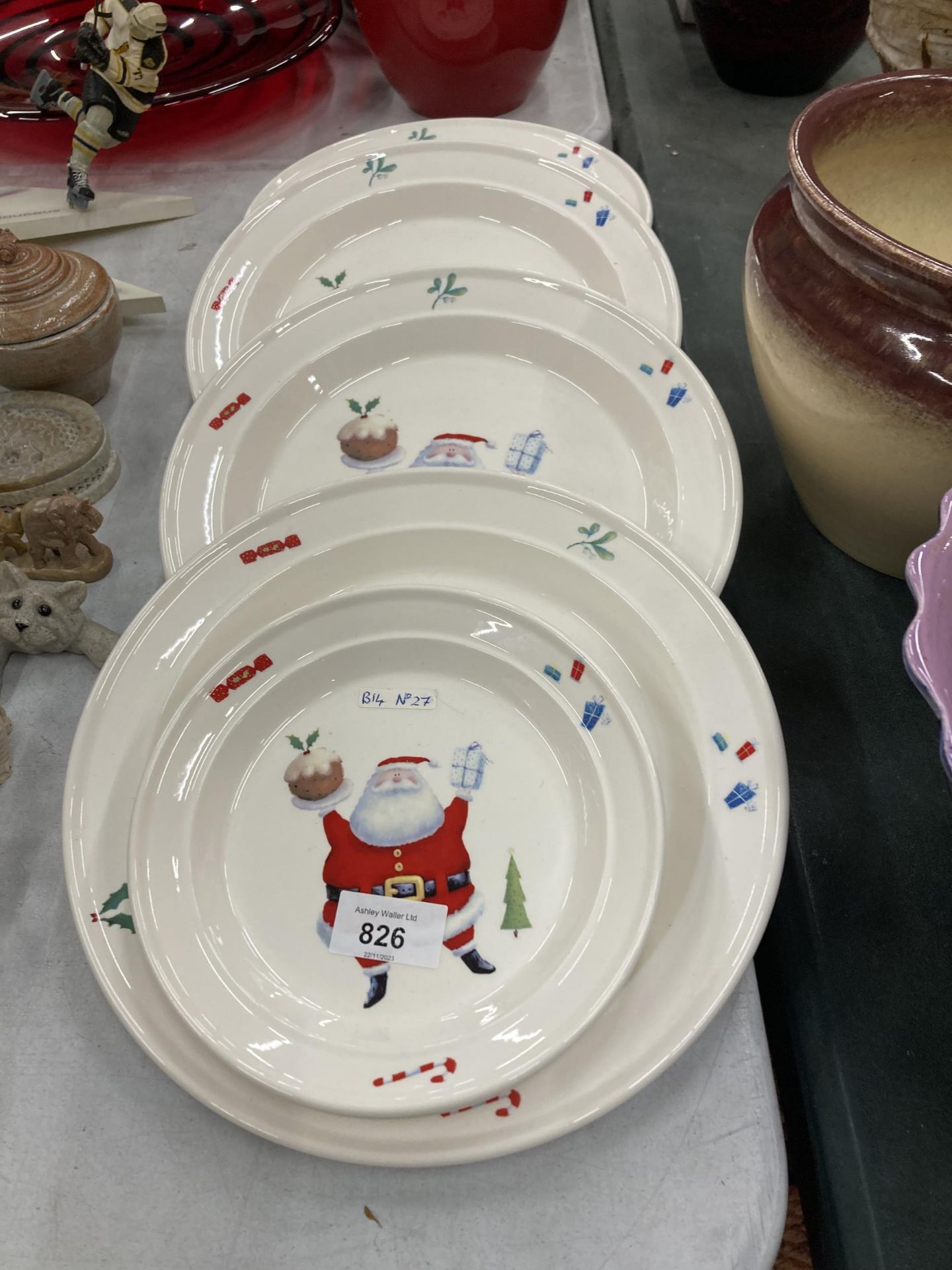 FOUR LARGE AND THREE SMALLER ROB SCOTTON CHRISTMAS PLATES