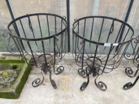 A PAIR OF VINTAGE METAL PLANTDERS ON TRIPOD BASES(H:73CM)