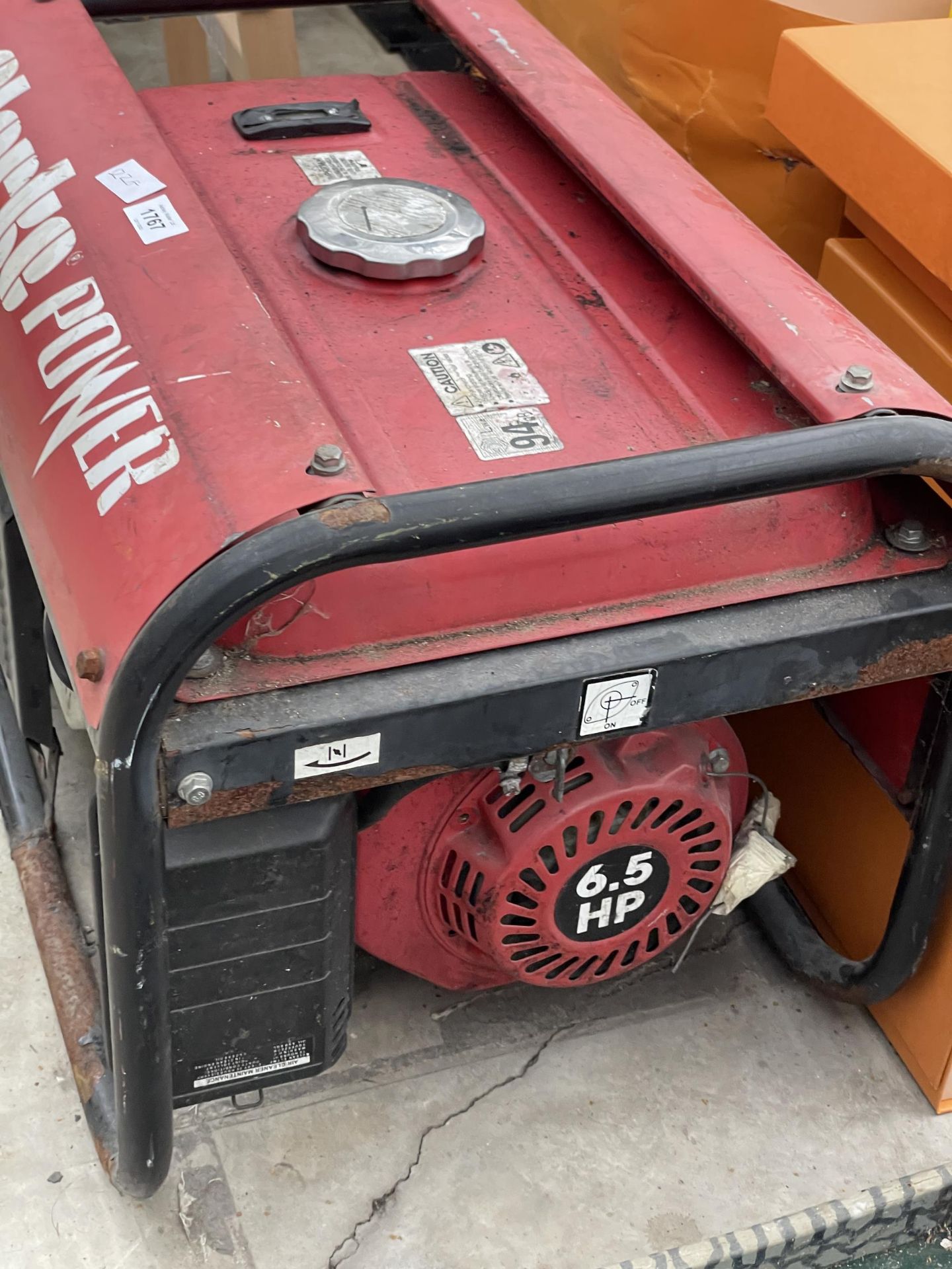 A CLARKE POWER PETROL GENERATOR - Bild 2 aus 4