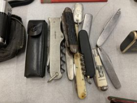 A COLLECTION OF VINTAGE PEN KNIVES