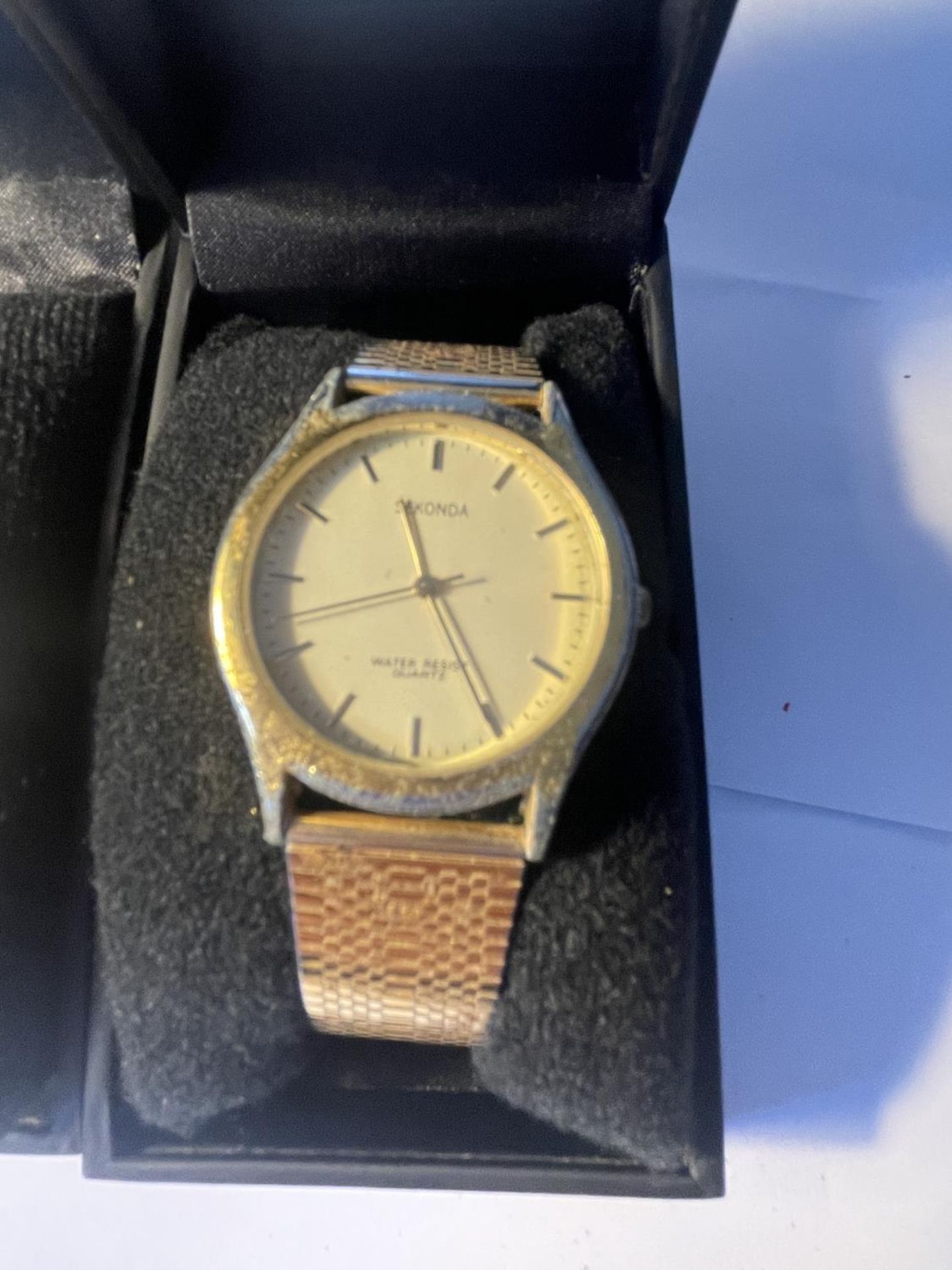 TWO SEKONDA WRIST WATCHES IN PRESENTATION BOXES SEEN WORKING BUT NO WARRANTY - Image 3 of 4