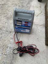 A HEAVY DUTY BATTERY CHARGER