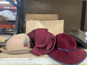 A COLLECTION OF VINTAGE HATS - 6 IN TOTAL