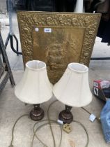 A BRASS FIRE SCREEN AND TWO TABLE LAMPS