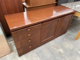 A MODERN MAHOGANY SIDEBOARD ENCLOSING FOUR GRADUATED DRAWERS AND TWO CUPBOARDS, 60" WIDE