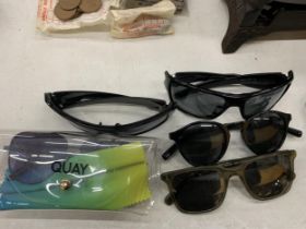 A QUANTITY OF FASHION SUNGLASSES - 5 IN TOTAL