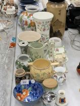 A MIXED CERAMIC LOT TO INCLUDE A LARGE MINTON 'HADDON HALL' VASE, OTHER VASES, JUGS, TWO COALPORT