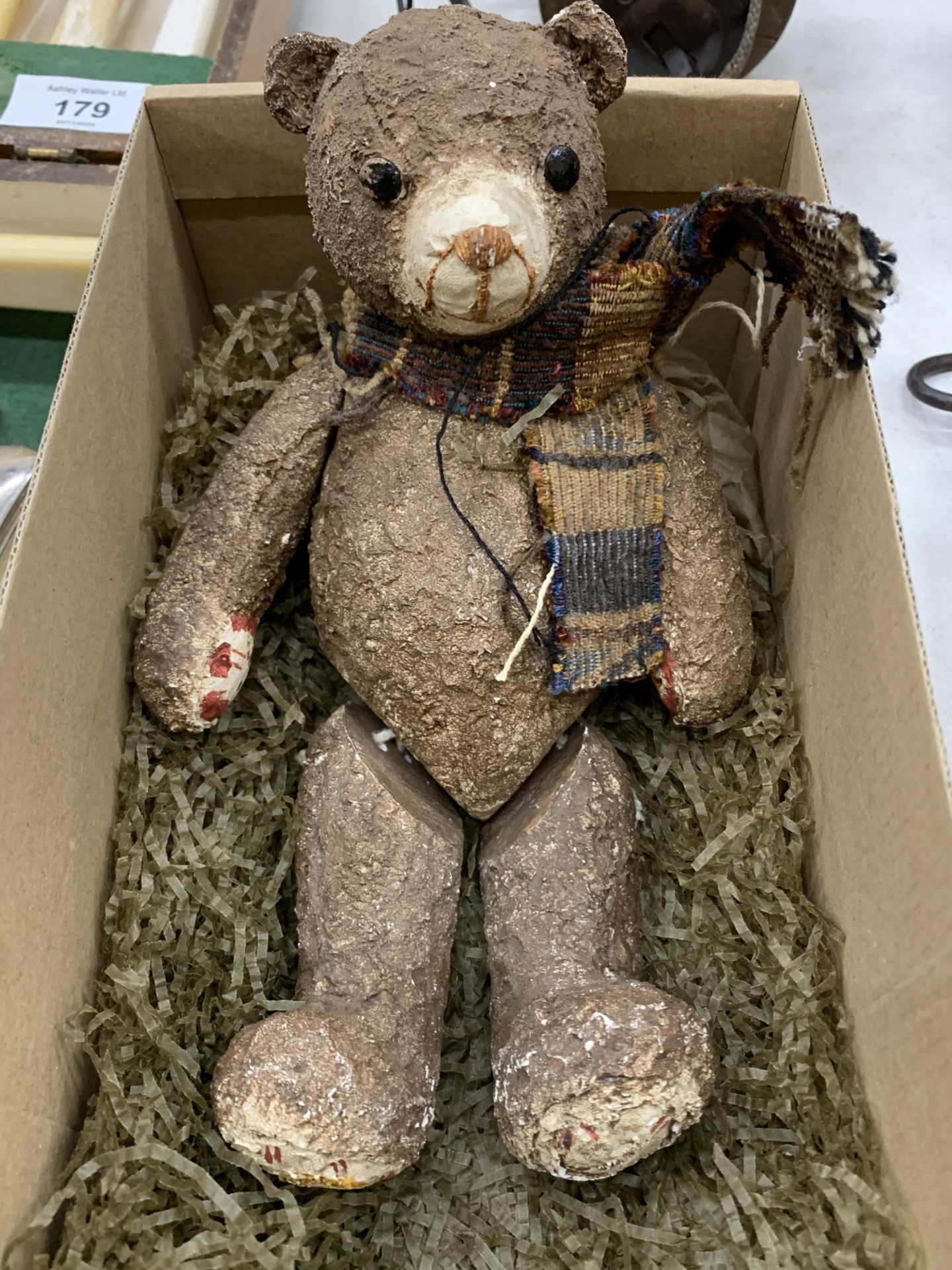 A BOXED 'STRING THINGS' TEDDY