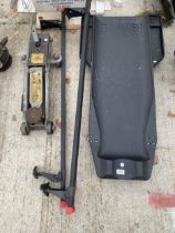 AN ASSORTMENT OF CAR ITEMS TO INCLUDE A MECHANICS INSPECTION DOLLY AND A TROLLEY JACK ETC