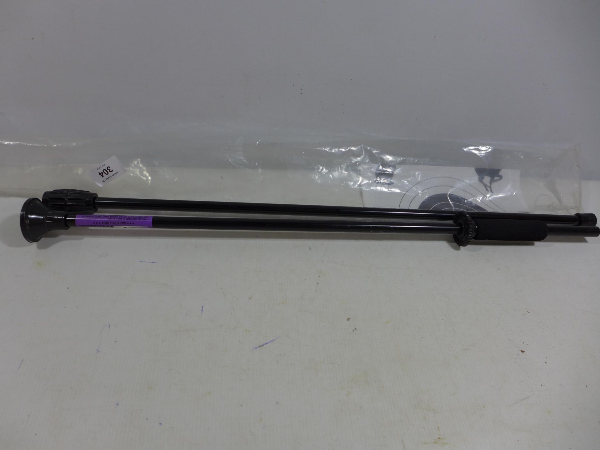 A TERMINATOR BLOWGUN, LENGTH 125CM, IN ORIGINAL PACKET