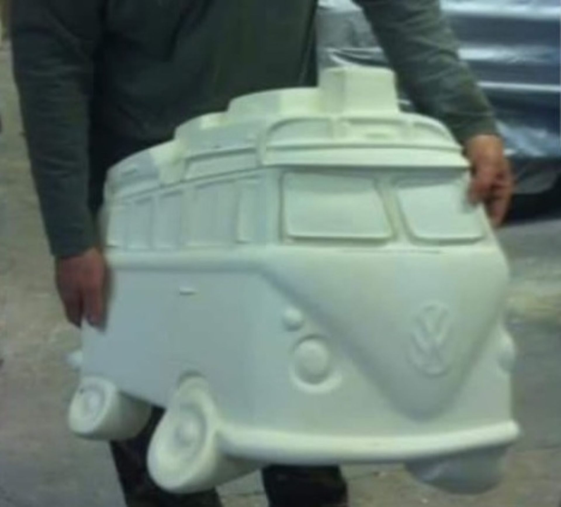 TWO VINTAGE VW SIGN MAKING MOULDS - Image 5 of 5