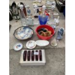 AN ASSORTMENT OF CERAMICS AND GLASS WARE TO INCLUDE DECANTORS AND BOWLS ETC