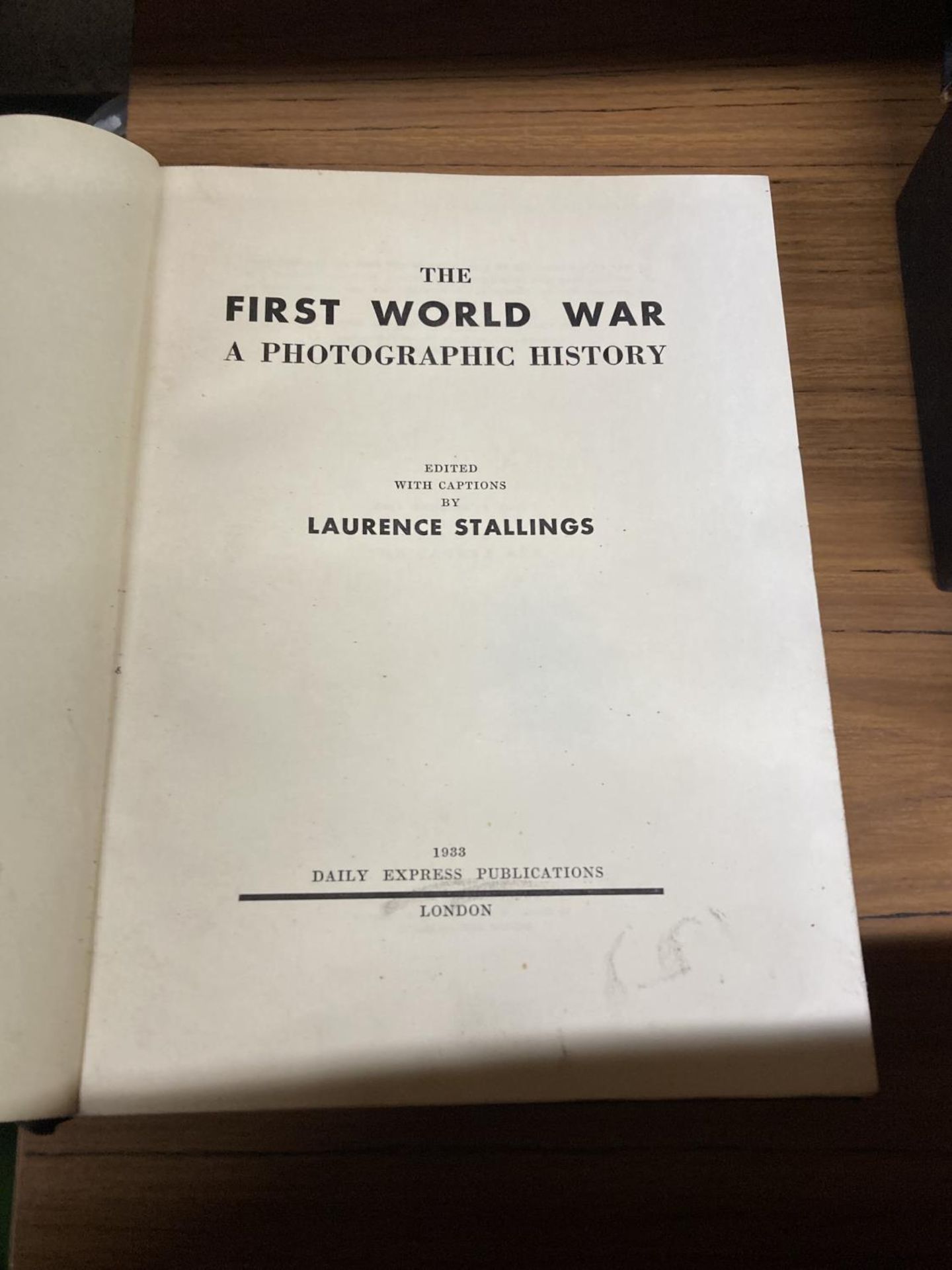 A VINTAGE 'THE FIRST WORLD WAR' BOOK, FIRST PUBLISHED IN 1933 - Image 2 of 2