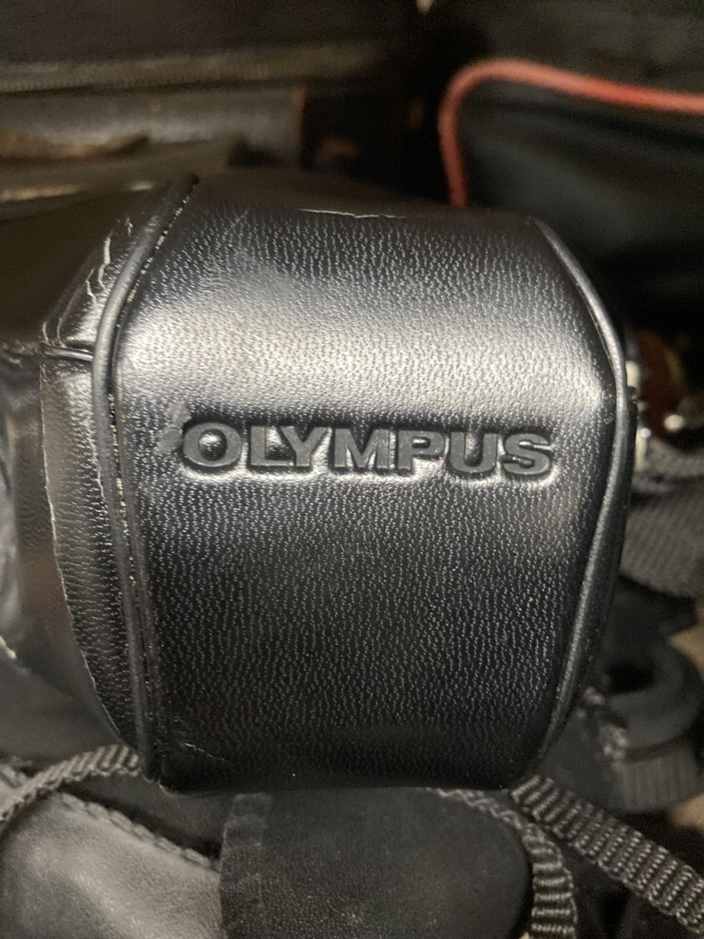 A LARGE QUANTITY OF VINTAGE CAMERAS AND ACCESSORIES TO INCLUDE OLYMPUS, PAXETTE, BOX ENSIGN, - Bild 6 aus 9