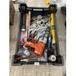 A LARGE ASSORTMENT OF TOOLS TO INCLUDE AN ELECTRIC DRILL, MOLE GRIPS AND CHISELS ETC