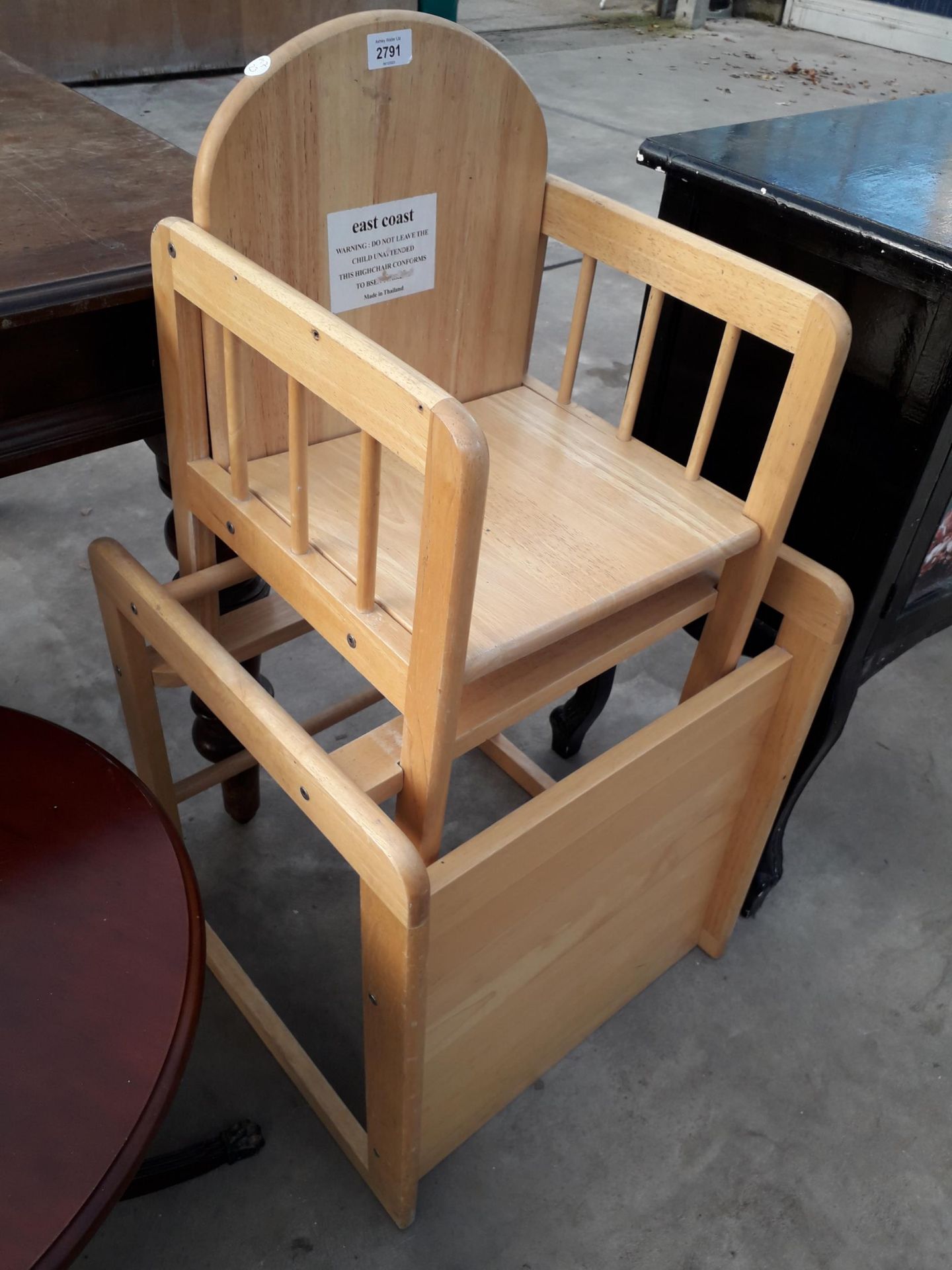 A MODERN EAST COAST CHILDS HIGH CHAIR - Image 2 of 2